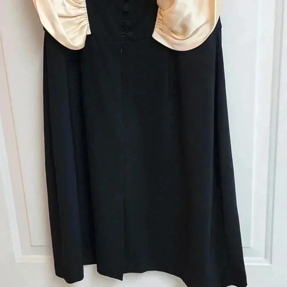 BCBG MAXAZRIA SILK BLACK AND BEIGE COCKTAIL DRESS - Picture 6 of 9